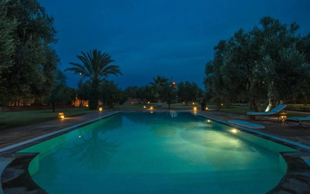 Villa les Oliviers 2 Bedrooms - A Setting of Tranquility