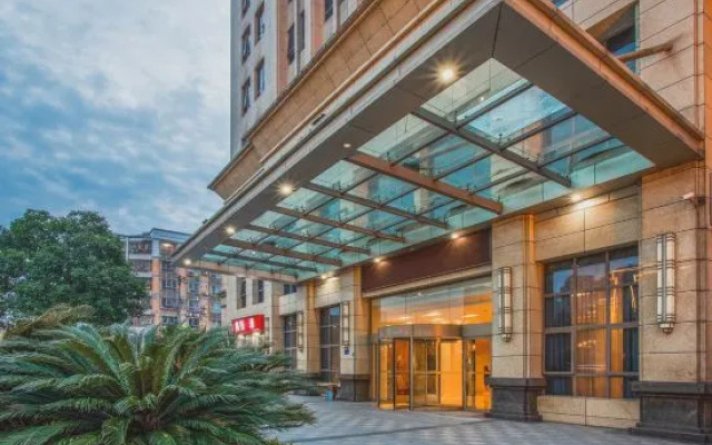 Chongqing Shengshi Jiaxuan Hotel (Jiangjin Shuangfu Branch)