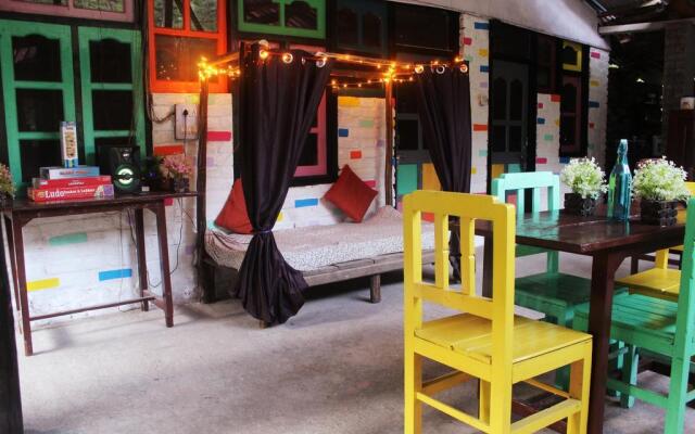 The Hostalgic Jibhi - Hostel