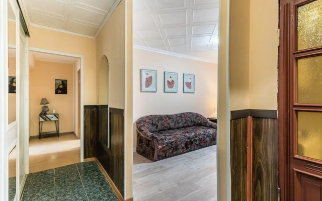 Apartment on 5yi Krasnoselskii 5