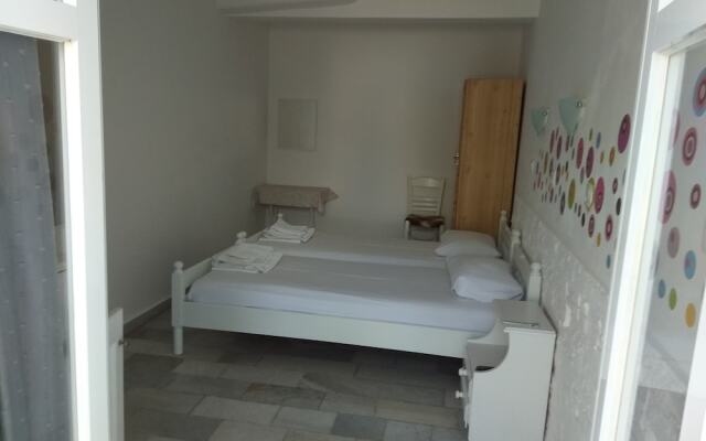 Nikoletta Studios
