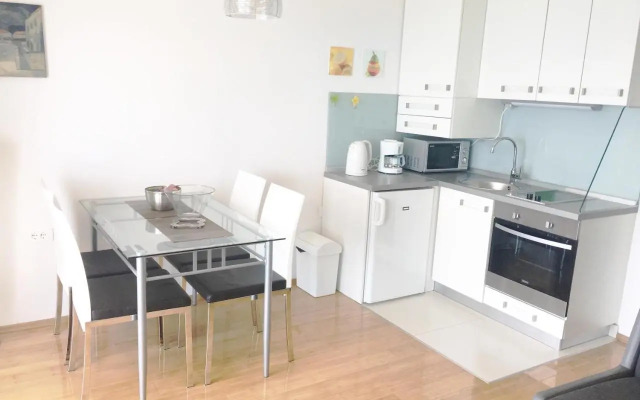 Apartment Sol - 5m from the sea