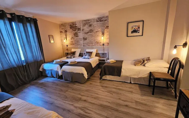 Auberge De La Marine