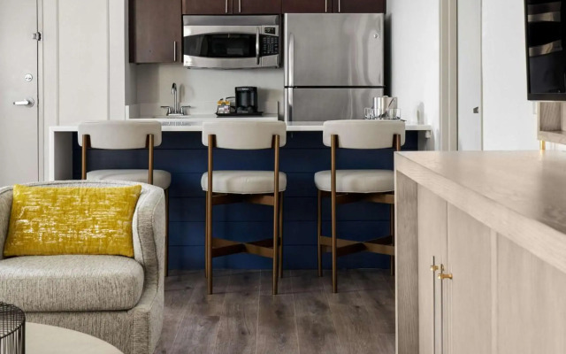 DoubleTree by Hilton Hotel Dallas – Love Field