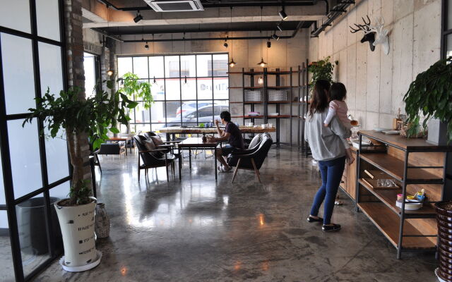 Nine Boutique Hotel