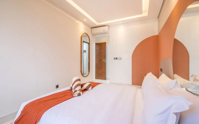 Mateo Villa Marvelous 6BR 2 Mins to Beach