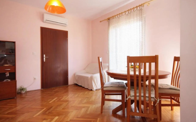 Apartments with a parking space Slatine, Ciovo - 8658