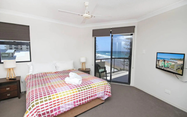 Unit 10, The Rocks, 1746 David Low Way, Coolum Beach - 500 BOND – Guest Rooms – Coolum Beach