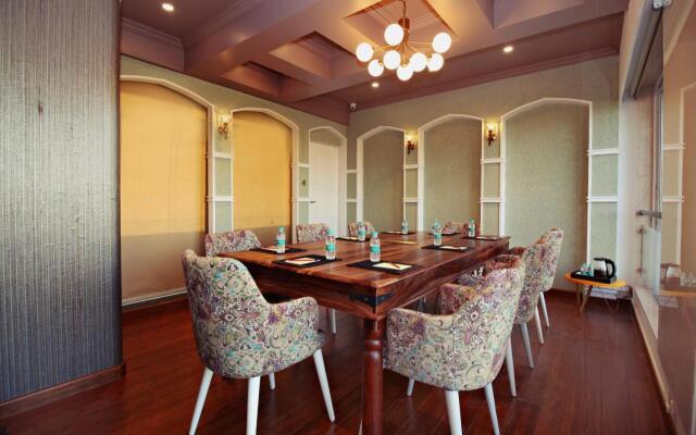 Theory9 Premium Service Apartments Bandra