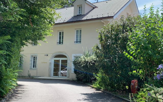 The Residence Hotel