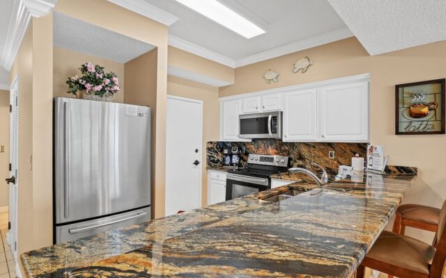 Tides at Top'sl Beach Resort by Panhandle Getaways