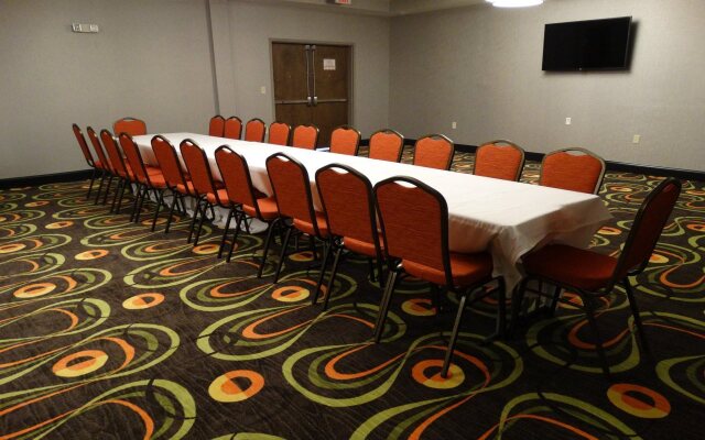 Comfort Inn & Suites Covington - Mandeville