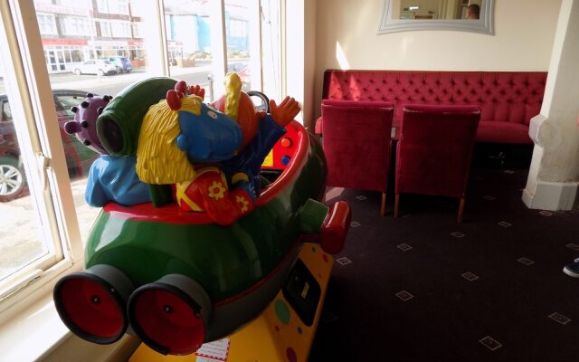 Pleasure Hotel by the Beach