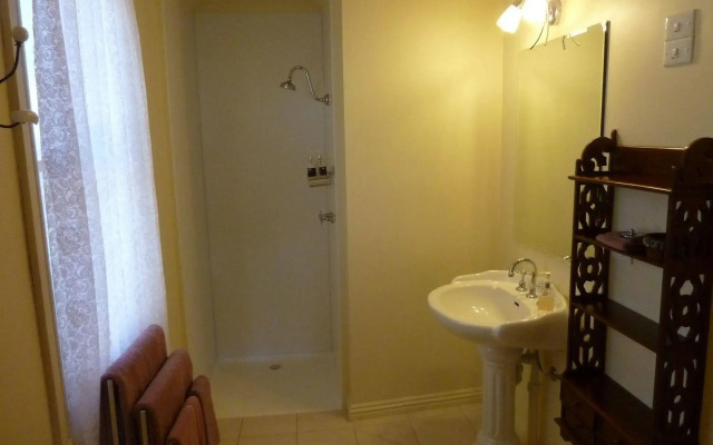 Ambleside On The Lake