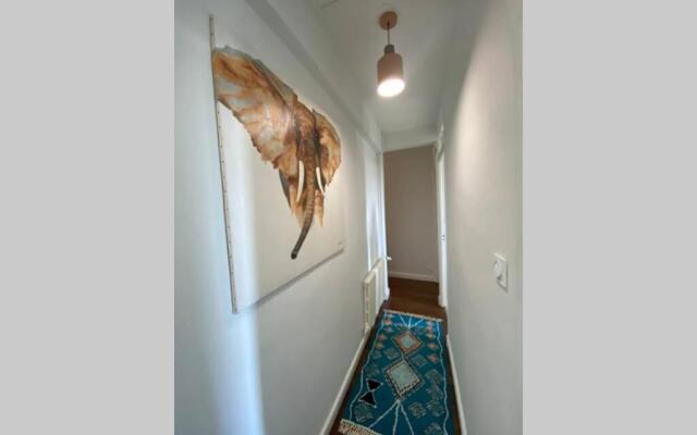 Très bel appartement, lumineux, idéalement situé.