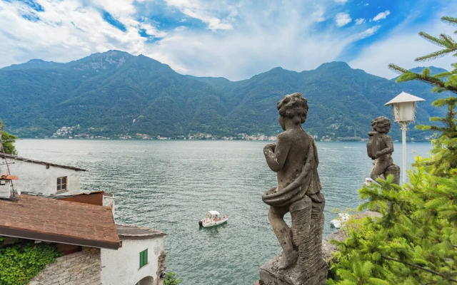 Terrace on Orrido di Nesso Waterfall by Rent all Como