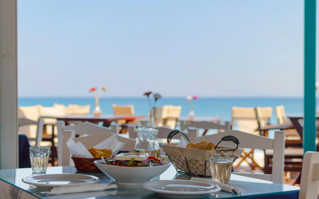 Kokkari Beach