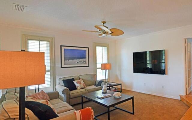 Shell Beach - The Treehouse 210