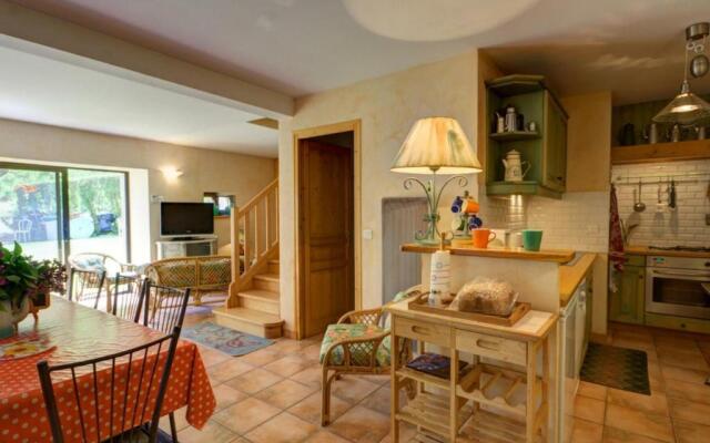 Gîte Marols, 4 pièces, 6 personnes - FR-1-496-1