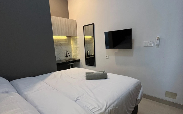 Kaira Room Guest House Syariah Mitra RedDoorz