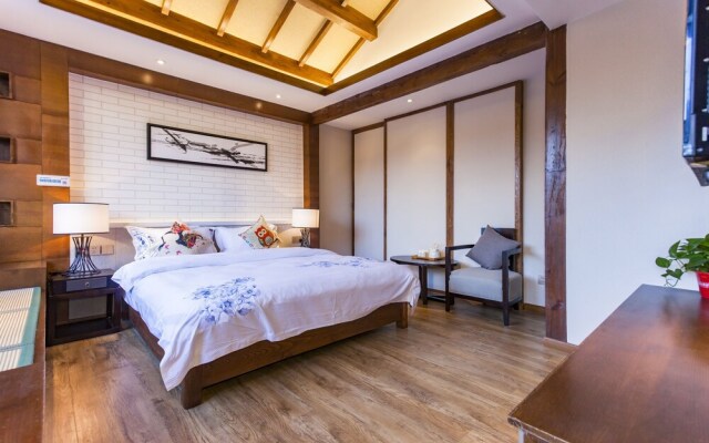 Lijang First Bay Hotel