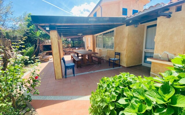 Villa Pavoncella Con Piscina