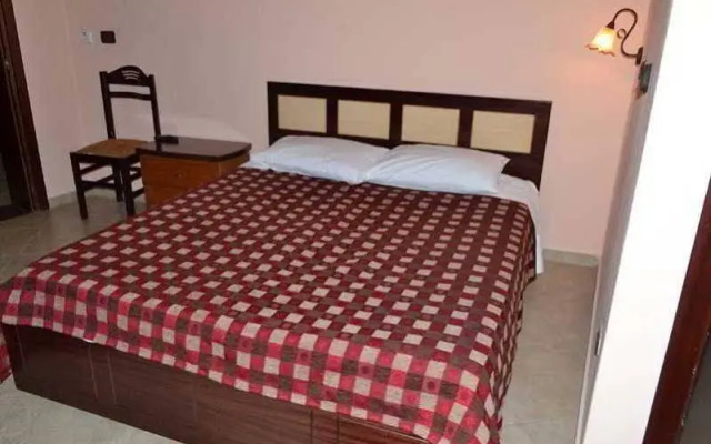 Hotel George