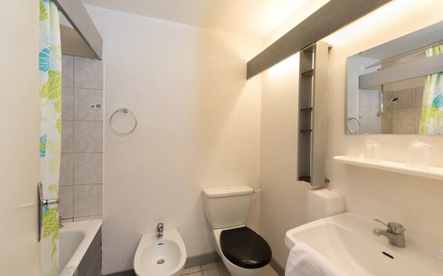 Le Domaine du Mongade by Popinns