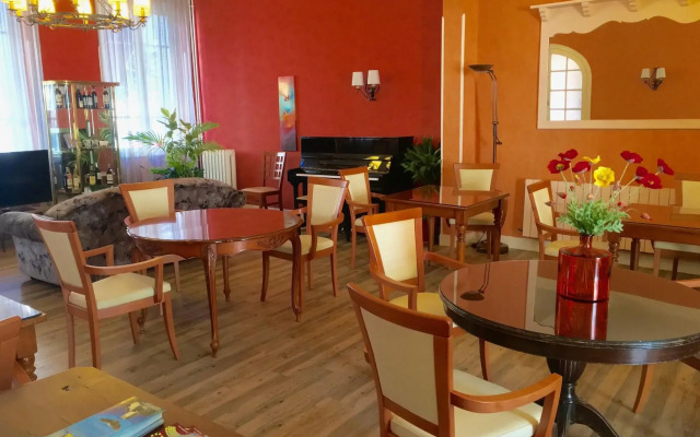 Hotel Henri IV