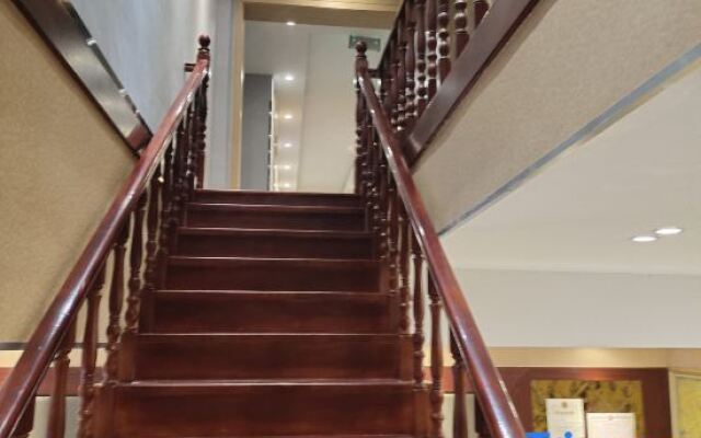 Wengniud Jiafulai Business Hotel