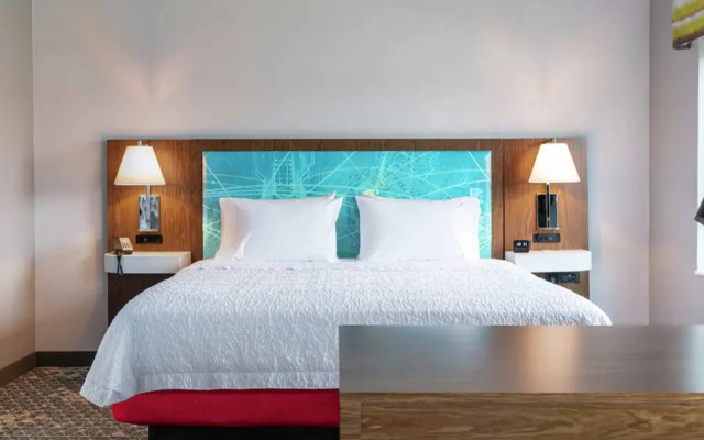 Hampton Inn Detroit Southfield