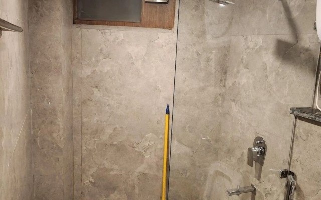 Goroomgo Mohan Palace Dalhousie