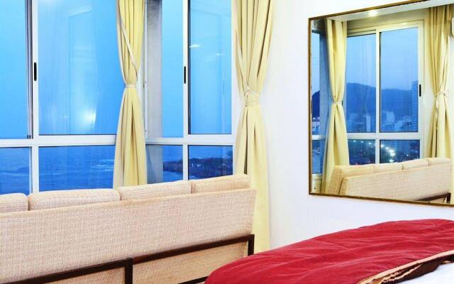 W44 - 3 BR Penthouse in Copacabana - WIR 12767