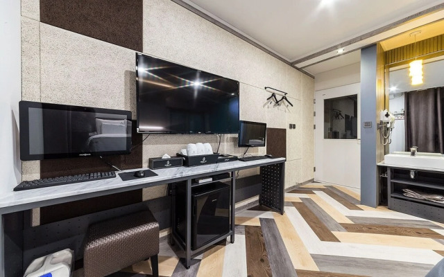 Ansan Hotel 727