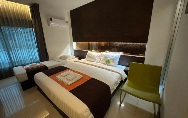 Collection O The Bangkok Airport Link Suite