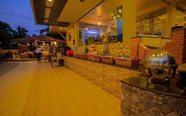 Alcove Beach Resort