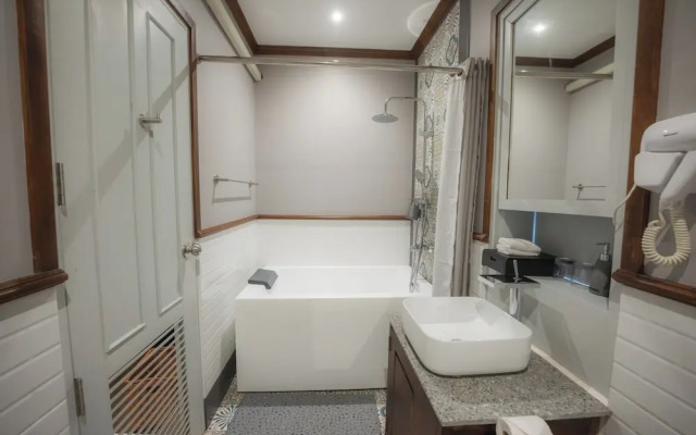 Mybanlao Hotel