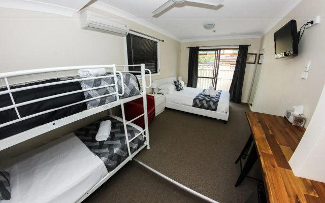 Narimba Motel