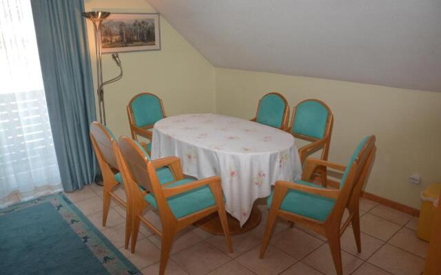 Guesthouse Leški Dvor