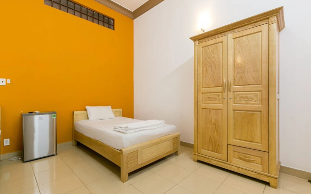 Sakura Cholon Hostel