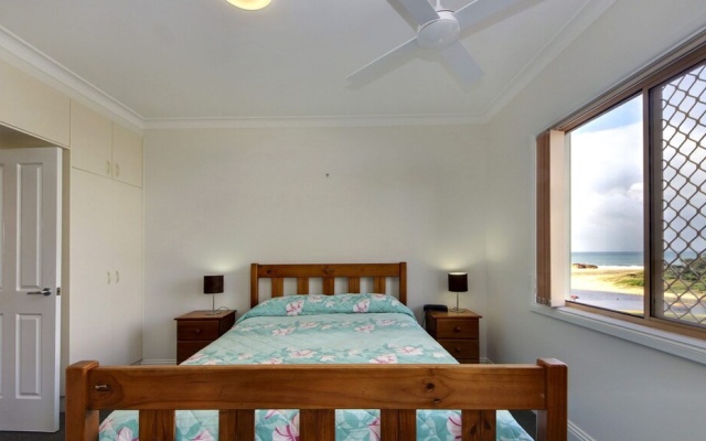 Point Briner Unit No 7 at South West Rocks – Guest Rooms – South West Rocks