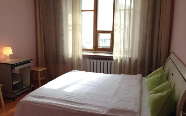 Golden Gobi Guesthouse & Tour