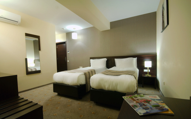 Golden Time Hotel