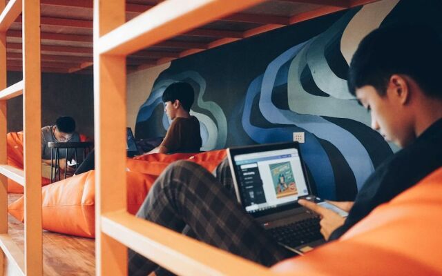 HQ Hostel