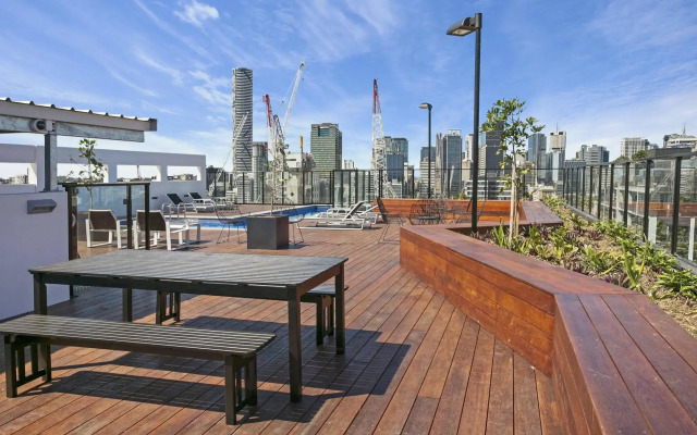 Soda Apartments by CLLIX