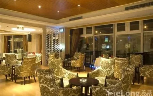 Sprot Life Garden Hotel