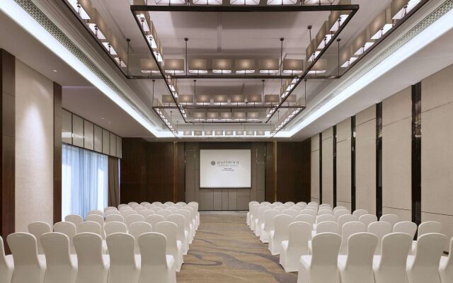 Pullman Yantai Center