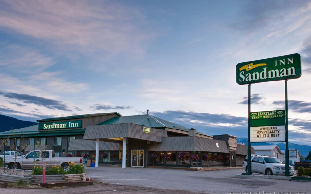 Sandman Inn McBride