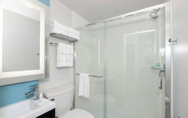 Hotel Saint Clair- Magnificent Mile