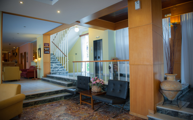 Neda Hotel